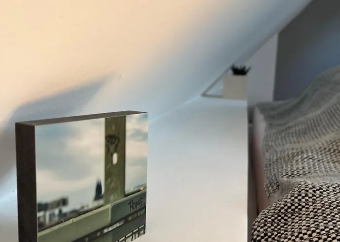 Helles Giebelzimmer Im Altbau